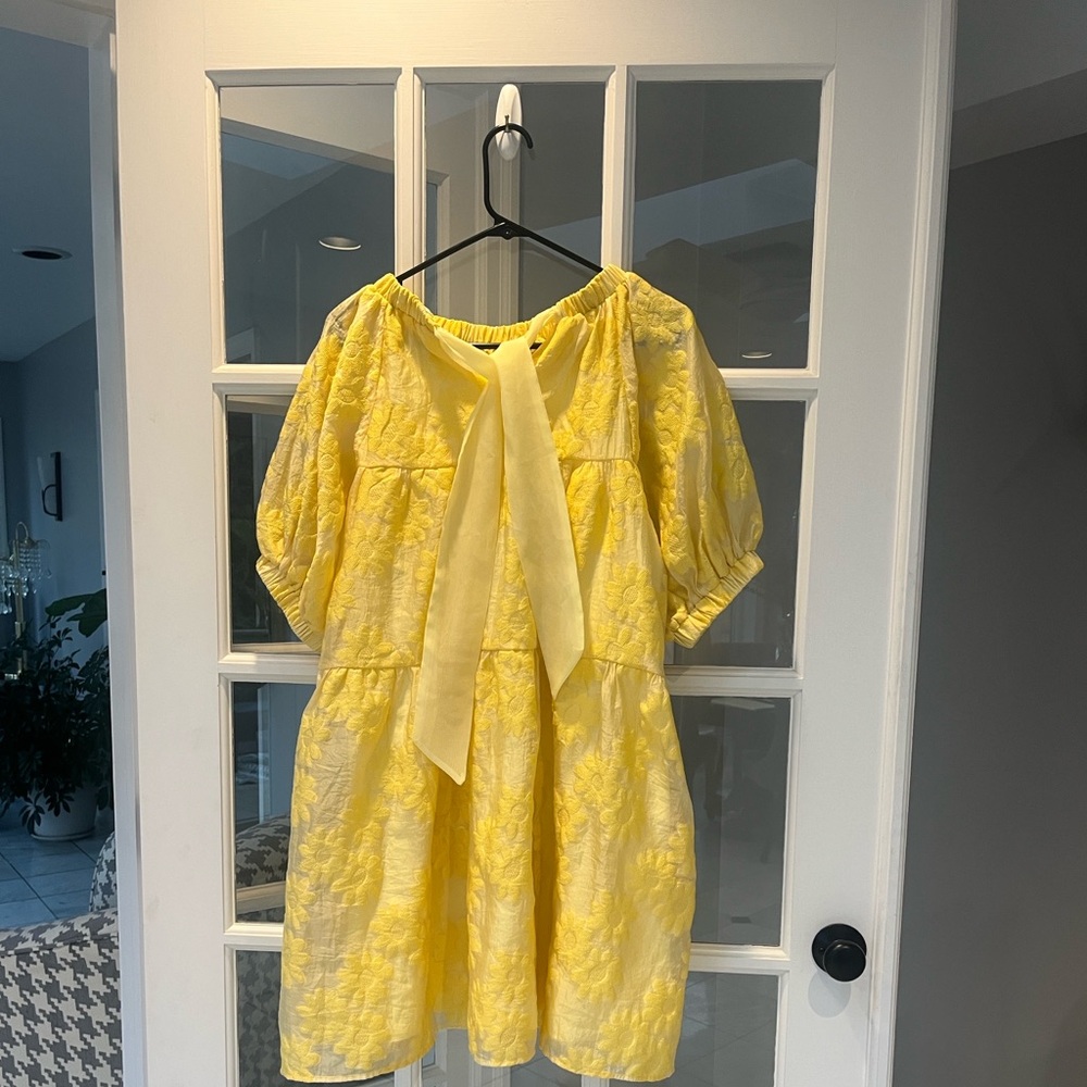 Talulah Yellow Floral Baby Doll Dress - Sz M NWOT - Picture 3 of 5